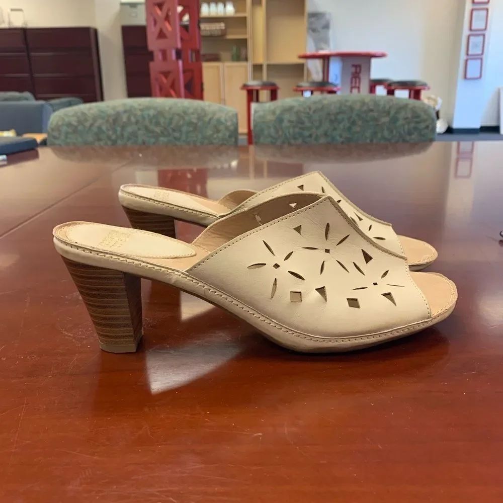 Mootsies Tootsies Heeled Leather Sandal sz 10